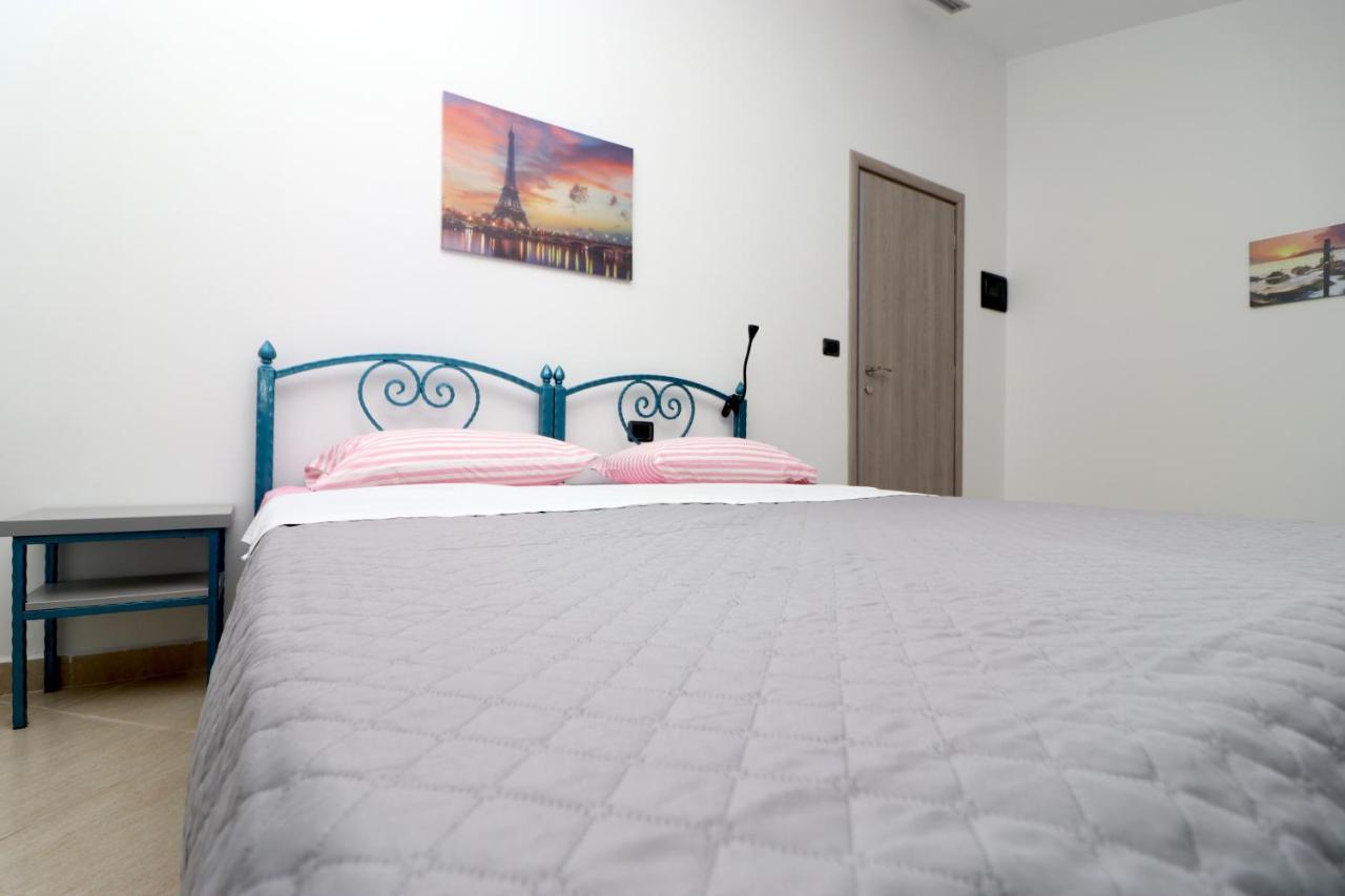 Appartamento Ildora Qimon Himare Esterno foto