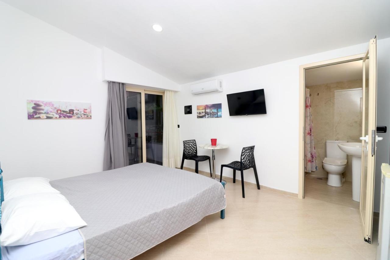 Appartamento Ildora Qimon Himare Esterno foto