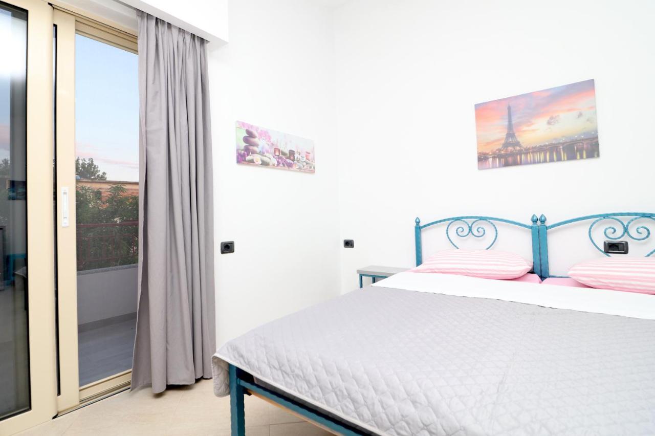 Appartamento Ildora Qimon Himare Esterno foto
